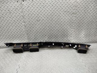 Накладка на торпеду BMW 2-SERIES Active Tourer F45 B47C20A 14098011 5 ракурс Накладка на торпеду BMW 2-SERIES Active Tourer F45 B47C20A 14098011 5 ракурс