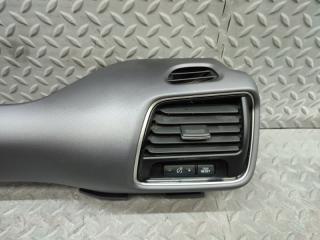 Консоль торпеды NISSAN SERENA GC27 MR20DD 682105TA0A 2 ракурс