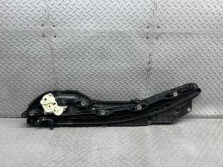 Запчасть электропривод двери задний левый TOYOTA ESQUIRE 2015