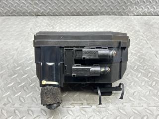 Блок предохранителей HONDA ODYSSEY RC1 K24W 3 ракурс