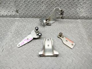 Запчасть ролик раздвижной двери задний правый MITSUBISHI DELICA D:5 2010