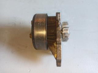Помпа TOYOTA ESTIMA ACR30, ACR40 2AZ-FE 4 ракурс