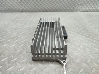 Усилитель звука AUDI A4 8K2 CAB 8T0035223 3 ракурс Усилитель звука AUDI A4 8K2 CAB 8T0035223 3 ракурс