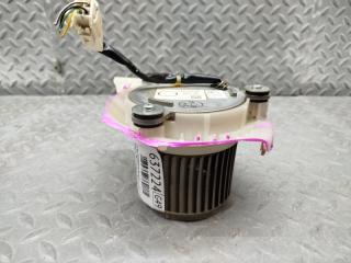 Мотор охлаждения батареи TOYOTA PRIUS NHW20 1NZ-FXE G9230-47070 2 ракурс