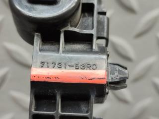 Крепеж бампера правый передний MAZDA FLAIR MJ55S R06A 71731-63R0 4 ракурс