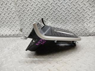 Консоль кпп NISSAN SERENA GC27 MR20DD 68270 5TA1A 3 ракурс Консоль кпп NISSAN SERENA GC27 MR20DD 68270 5TA1A 3 ракурс