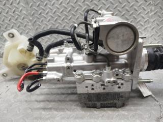 Главный тормозной цилиндр TOYOTA PRIUS ZVW30 2ZR-FXE 47210-47130 3 ракурс