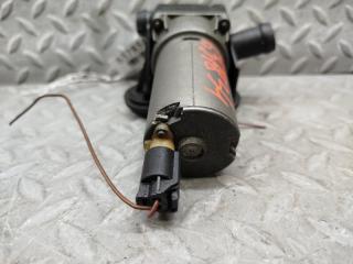 Помпа BMW X1 E84 64116928246 3 ракурс