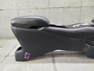 Бардачок между сиденьями HONDA VEZEL RU4 LEB 83420-T7B-00-21 3 ракурс