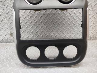 Консоль магнитофона JEEP COMPASS MK49 ED3 1401321X9AB 4 ракурс Консоль магнитофона JEEP COMPASS MK49 ED3 1401321X9AB 4 ракурс