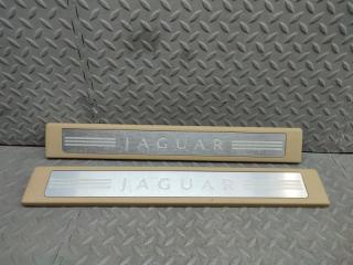 Накладка на порог JAGUAR XF CC9 AJ30 8X23-13200-AF, 8X23-F13245-AG 2 ракурс