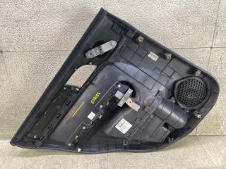 Обшивка дверей правая задняя HONDA CR-V RE3 K24A VTEC 83700-SWA7-A010-22 5 ракурс