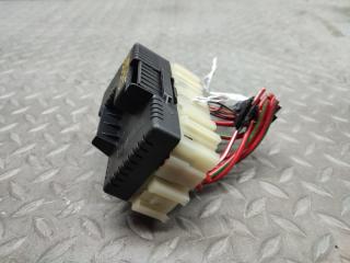 Блок предохранителей VOLVO XC70 BZ90 B6304T4 6G9T-14K131-AB 2 ракурс