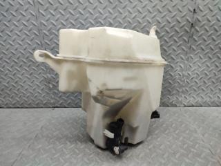 Бачок стеклоомывателя VOLVO XC70 BZ90 B6304T4 30784233 2 ракурс