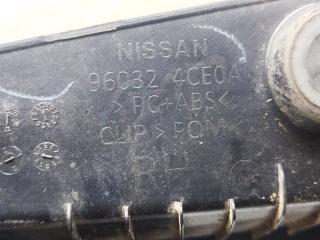 Накладка на стоп правая задняя NISSAN X-TRAIL NT32 MR20DD 96032 4CE0A 4 ракурс