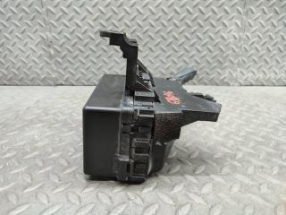 Блок реле NISSAN SERENA TC24 QR20DE 2 ракурс