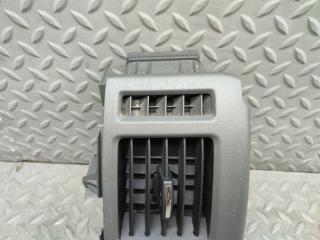 Дуйки правые TOYOTA PRIUS ALPHA ZVW41 2ZR-FXE 55686-47050 2 ракурс