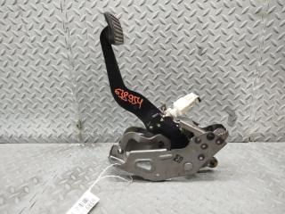 Педаль тормоза HONDA CR-V RE3 K24A VTEC 4 ракурс