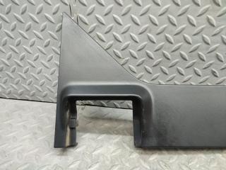 Накладка на стойку кузова правая задняя HONDA ELEMENT YH2 K24A VTEC 75600-SCV-A010 2 ракурс