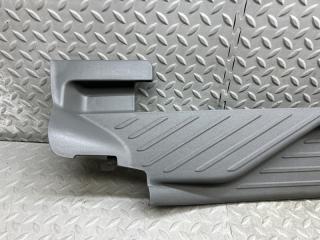 Накладка на порог правая задняя TOYOTA PRIUS ALPHA ZVW41 2ZR-FXE 67917-47060 2 ракурс