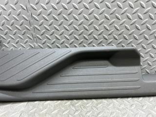 Накладка на порог правая задняя TOYOTA PRIUS ALPHA ZVW41 2ZR-FXE 67917-47060 3 ракурс