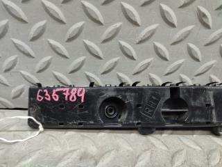 Крепеж бампера правый задний NISSAN NOTE E13 HR12DE 852206XJ0A 3 ракурс