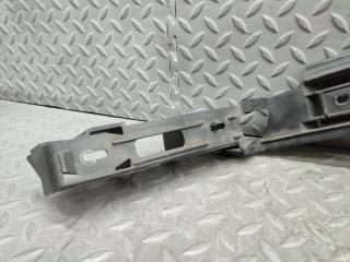 Крепеж бампера левый задний VOLKSWAGEN TOURAN 1T2 BLG 1T0807375C 2 ракурс