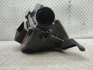 Корпус воздушного фильтра TOYOTA MARK X GRX120 4GR-FSE 4 ракурс Корпус воздушного фильтра TOYOTA MARK X GRX120 4GR-FSE 4 ракурс