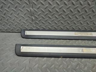 Накладка на порог передняя TOYOTA MARK II JZX100 1JZ-GE VVT-I 67912-22090 2 ракурс