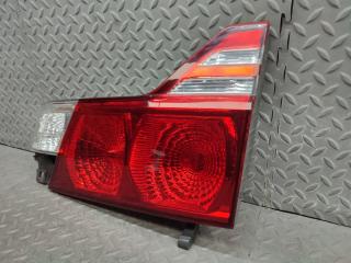 Вставка между стопов правая задняя TOYOTA ALPHARD MNH10 1MZ-FE 58-19 2 ракурс Вставка между стопов правая задняя TOYOTA ALPHARD MNH10 1MZ-FE 58-19 2 ракурс