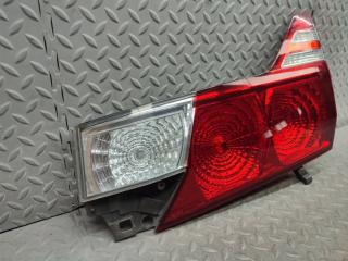 Вставка между стопов правая задняя TOYOTA ALPHARD MNH10 1MZ-FE 58-19 3 ракурс Вставка между стопов правая задняя TOYOTA ALPHARD MNH10 1MZ-FE 58-19 3 ракурс