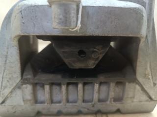 Подушка двигателя правая передняя VOLKSWAGEN GOLF 5K1 CBZ 1K0199262K 3 ракурс