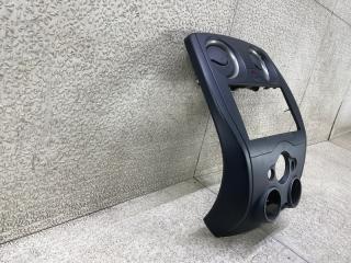 Консоль магнитофона NISSAN NOTE E12 HR12DE 682603VA0A 2 ракурс