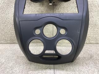 Консоль магнитофона NISSAN NOTE E12 HR12DE 682603VA0A 5 ракурс