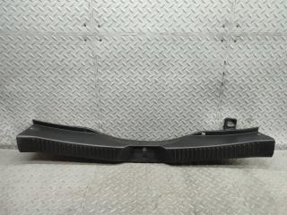 Накладка замка багажника MAZDA PREMACY CWEFW LF C513 68 89X 5 ракурс