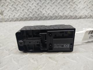 Блок упр. стеклоподьемниками правый передний DAIHATSU WAKE LA710S KF-VE4 84820-B2440 5 ракурс