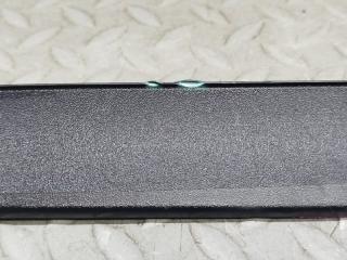 Накладка на порог TOYOTA PRIUS ALPHA ZVW41 2ZR-FXE 67911-47050 3 ракурс