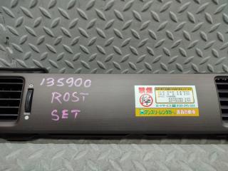 Накладка на торпеду левая HONDA STEPWGN RG1 K20A 77220-SLJ-01 3 ракурс