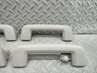 Ручка в салоне VOLVO XC70 BZ90 B6304T4 2 ракурс Ручка в салоне VOLVO XC70 BZ90 B6304T4 2 ракурс