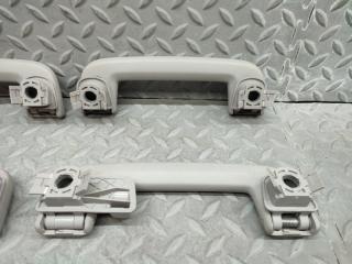 Ручка в салоне VOLVO XC70 BZ90 B6304T4 5 ракурс Ручка в салоне VOLVO XC70 BZ90 B6304T4 5 ракурс