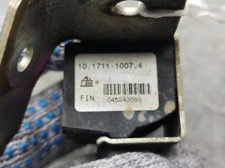Датчик ускорения правый передний VOLVO XC70 BZ90 B6304T4 7G9N-3C187-BA 4 ракурс Датчик ускорения правый передний VOLVO XC70 BZ90 B6304T4 7G9N-3C187-BA 4 ракурс