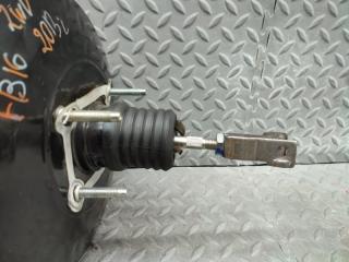 Главный тормозной цилиндр SUBARU IMPREZA GP2 FB16 352G215T 5 ракурс