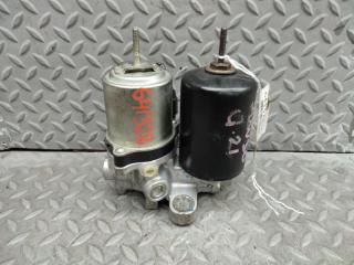 Блок abs TOYOTA PRIUS ZVW30 2ZR-FXE 47070-47050 4 ракурс