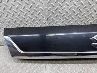 Накладка 5-й двери задняя SUZUKI SOLIO MA15S K12B 2 ракурс