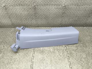 Накладка на стойку кузова правая задняя HONDA STEPWGN RK5 R20A 84131-SZW-0030-20 3 ракурс