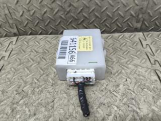 Блок управления дверьми SUBARU FORESTER SG5 EJ202DXUAE GU18N-10000 4 ракурс Блок управления дверьми SUBARU FORESTER SG5 EJ202DXUAE GU18N-10000 4 ракурс