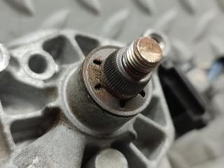 Мотор дворников TOYOTA NOAH AZR60 1AZ-FSE 85110-28210 2 ракурс