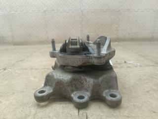 Подушка кпп AUDI A4 8K CDN 8K0399151 3 ракурс Подушка кпп AUDI A4 8K CDN 8K0399151 3 ракурс