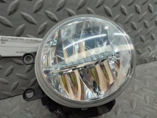 Туманка правая передняя TOYOTA ESQUIRE ZRR85 3ZR-FAE 30-413 4 ракурс