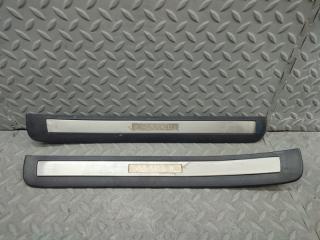 Накладка на порог задняя TOYOTA MARK II JZX100 1JZ-GE VVT-I 67915-22080 1 ракурс